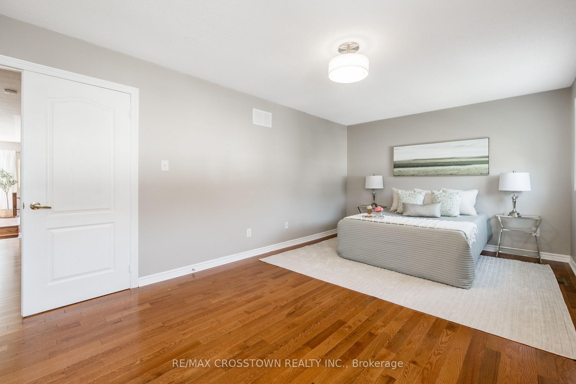 Photo 38 of 22 Maple Crown Terrace, Barrie, Innis-Shore — HOMEH