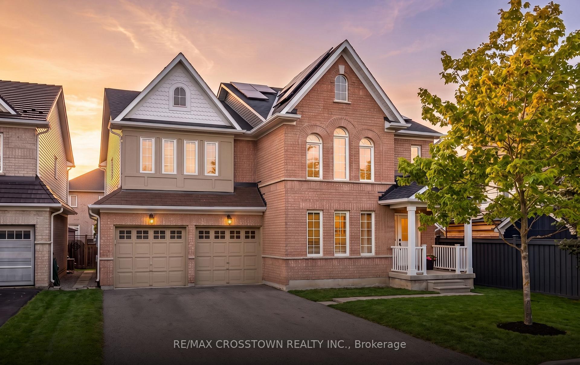 Photo 3 of 22 Maple Crown Terrace, Barrie, Innis-Shore — HOMEH