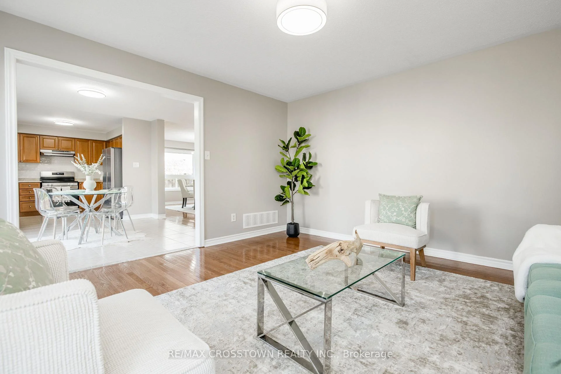 Photo 34 of 22 Maple Crown Terrace, Barrie, Innis-Shore — HOMEH