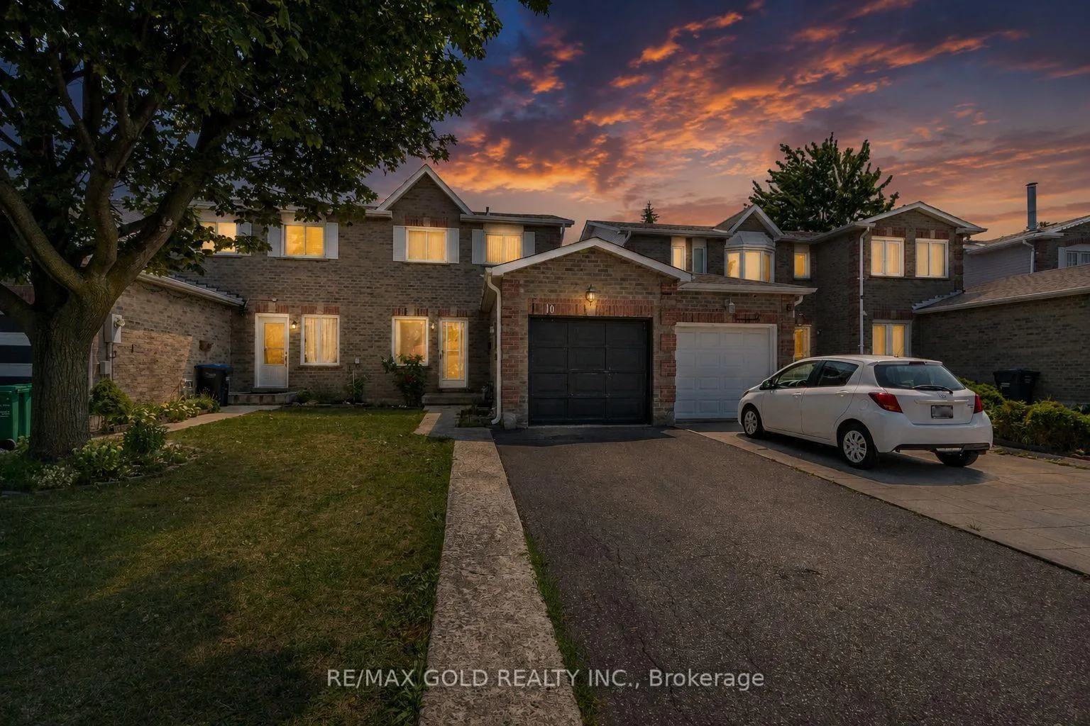 Photo of 10 Elmstead Court