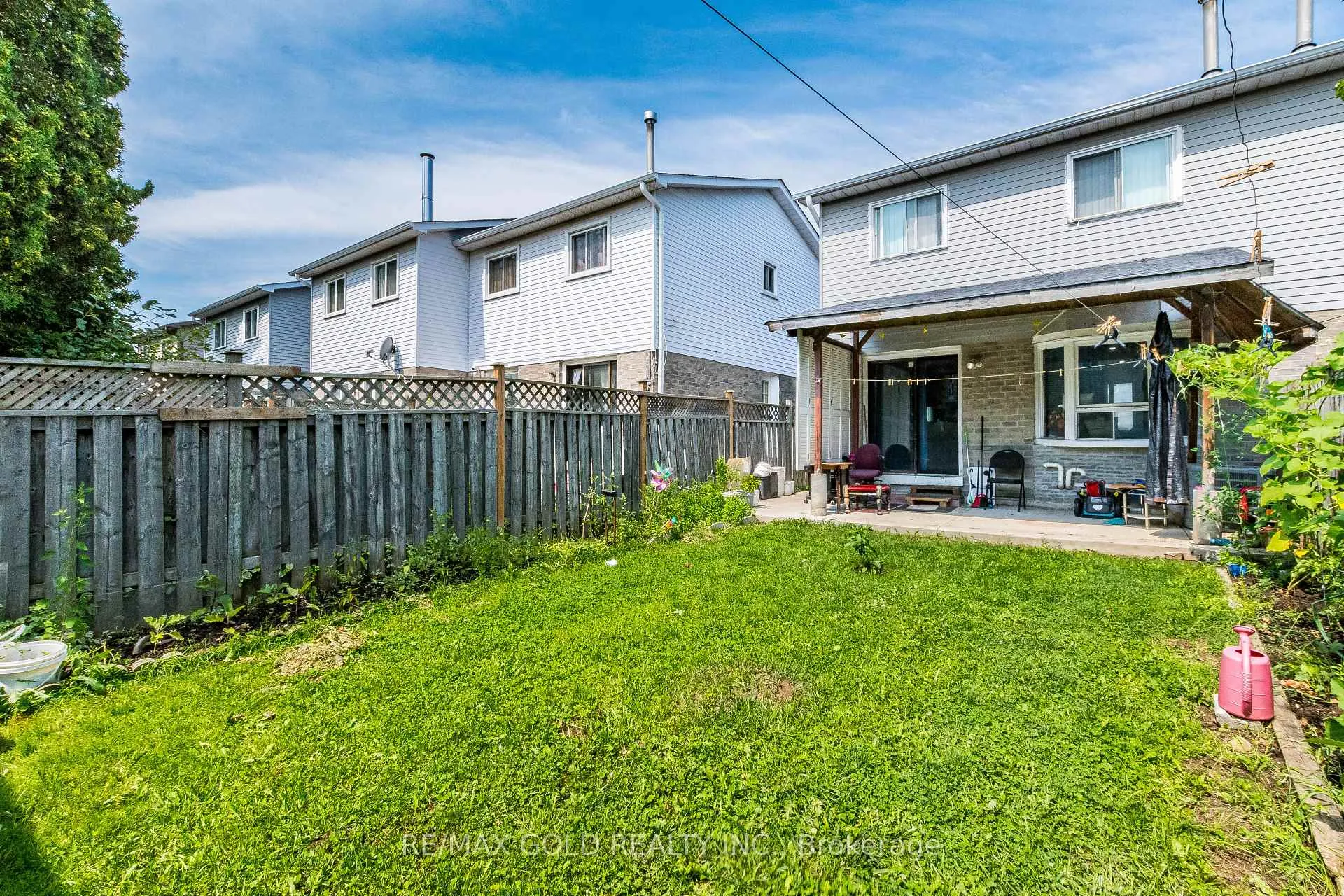 Photo 15 of 10 Elmstead Court, Brampton, Fletcher's Creek South — HOMEH