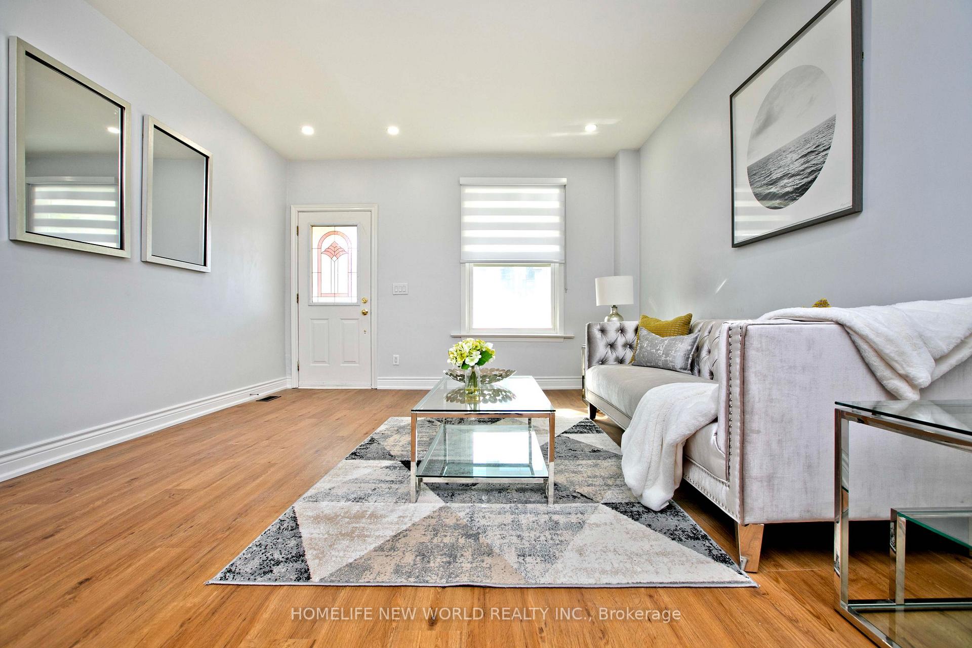 Photo 4 of 19 Britannia Avenue, Toronto, Junction Area — HOMEH
