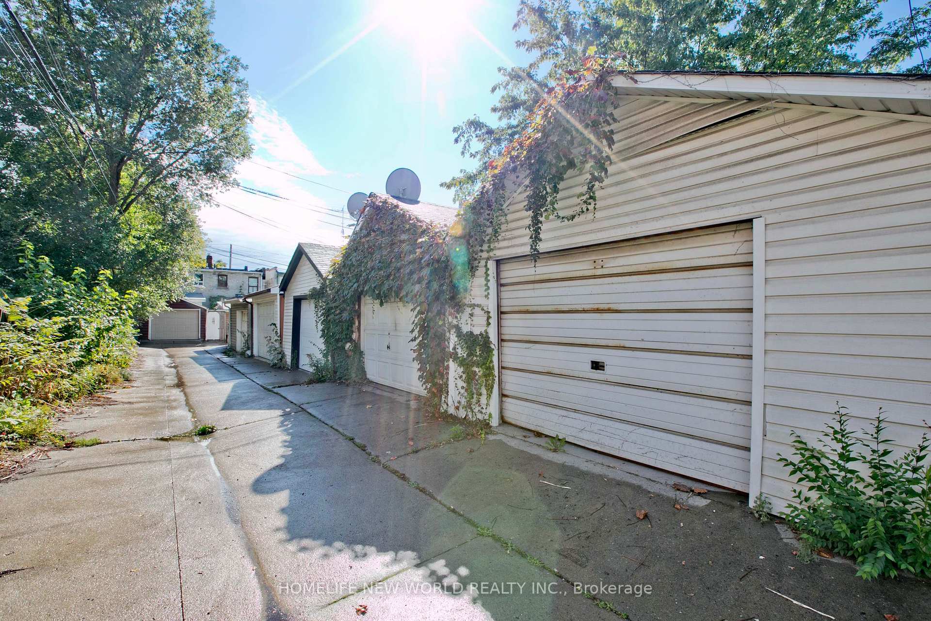Photo 22 of 19 Britannia Avenue, Toronto, Junction Area — HOMEH