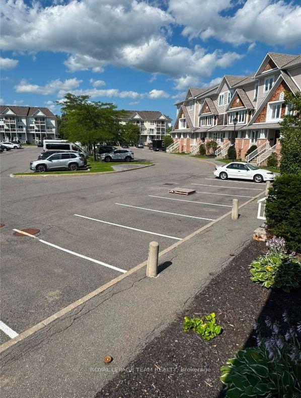 Photo 3 of 100 Brentmore Private, Ottawa, Avalon East — HOMEH