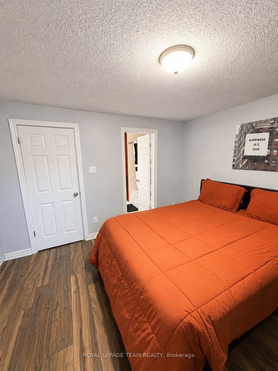 Photo 12 of 100 Brentmore Private, Ottawa, Avalon East — HOMEH