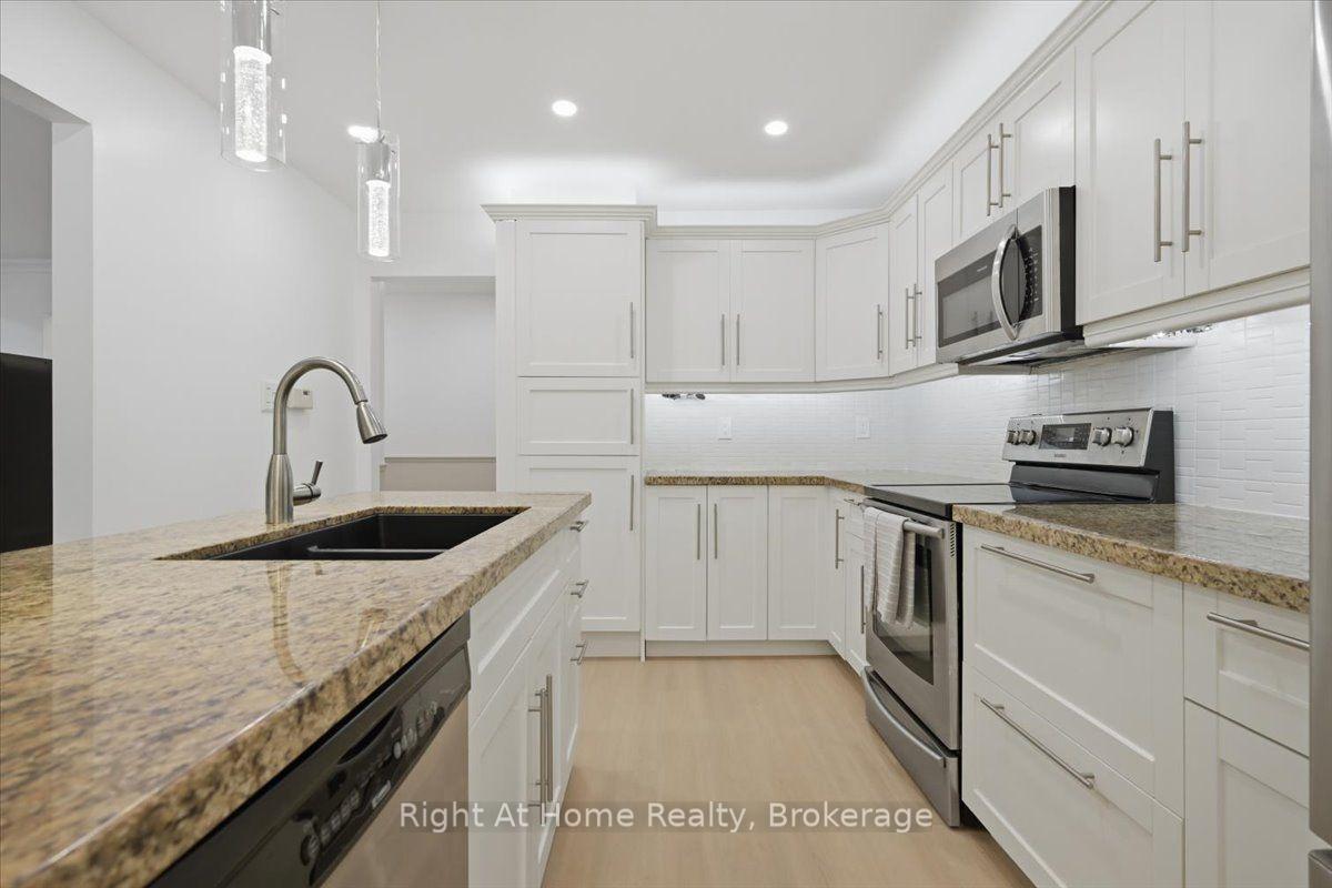 Photo 17 of 2256 Munns Avenue, Oakville, River Oaks — HOMEH