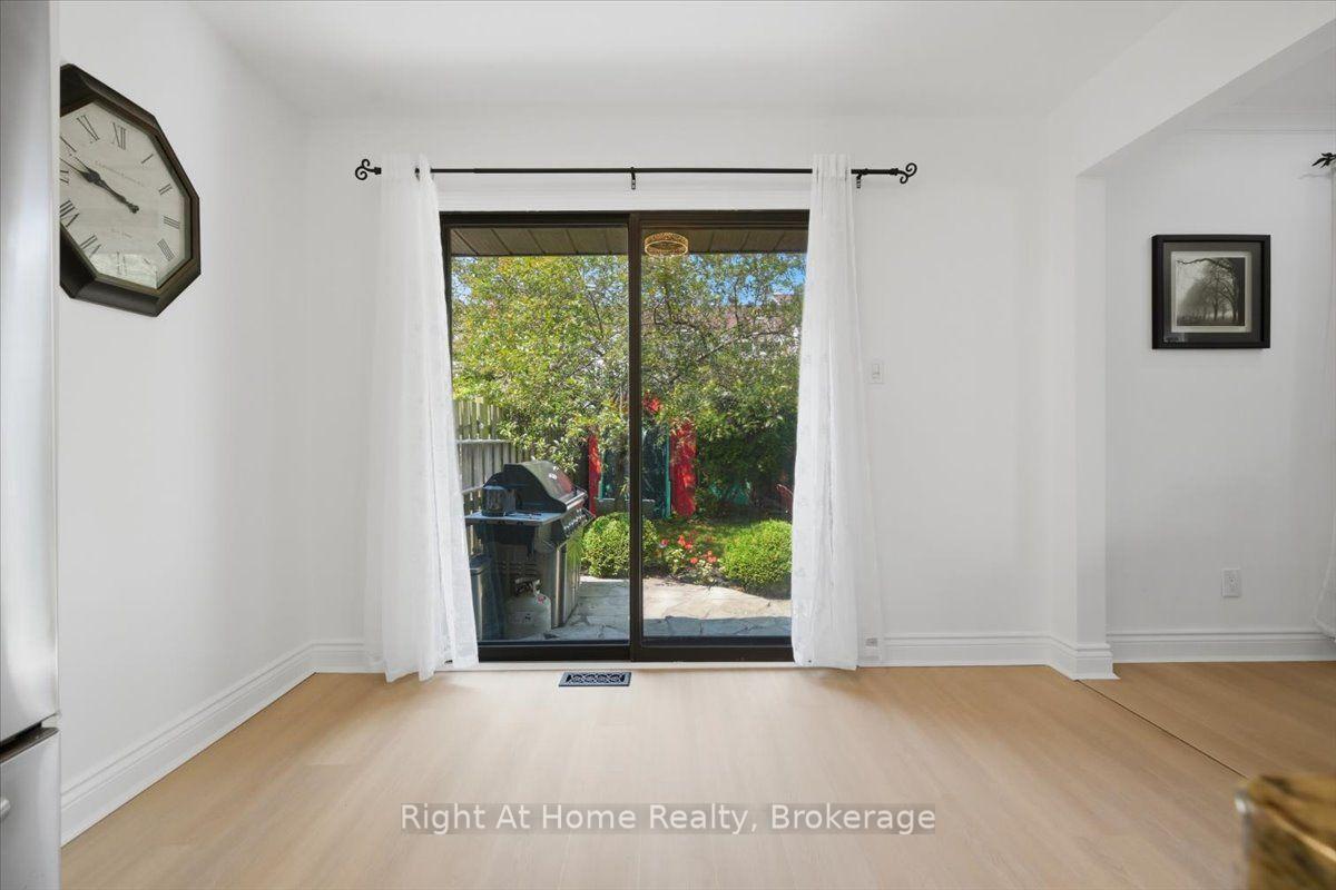 Photo 19 of 2256 Munns Avenue, Oakville, River Oaks — HOMEH