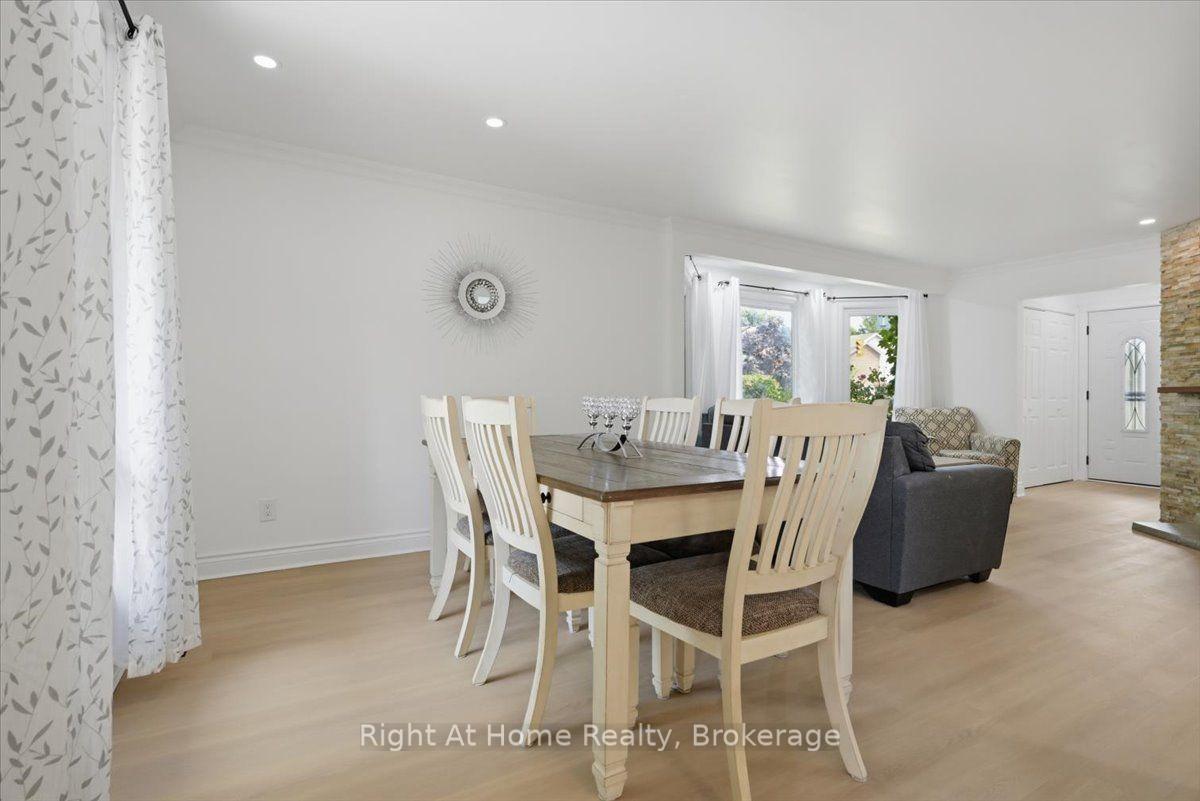 Photo 20 of 2256 Munns Avenue, Oakville, River Oaks — HOMEH