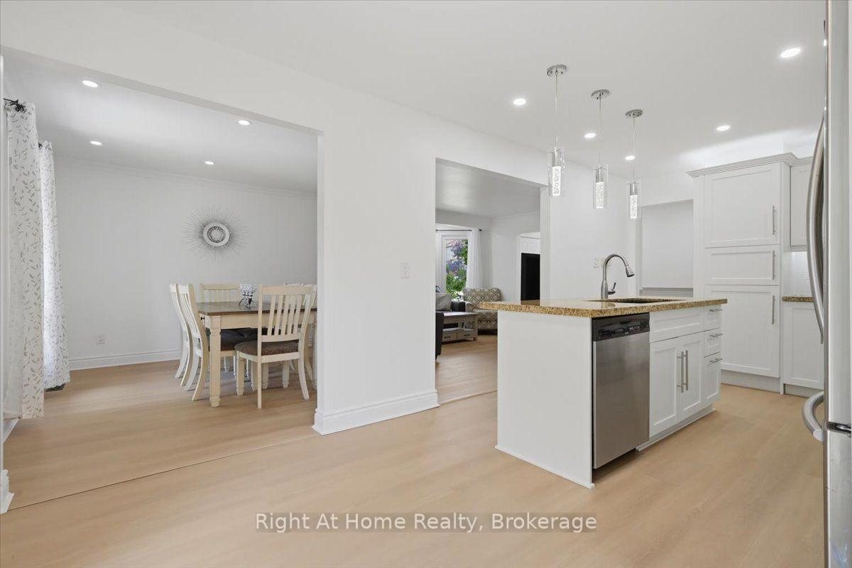Photo 22 of 2256 Munns Avenue, Oakville, River Oaks — HOMEH