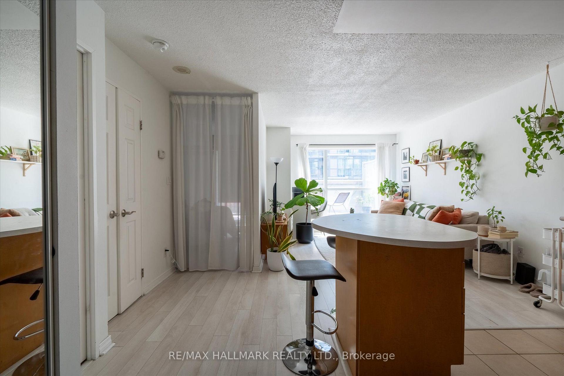 Photo 3 of Unit 706, 230 King Street E, Toronto, Moss Park — HOMEH