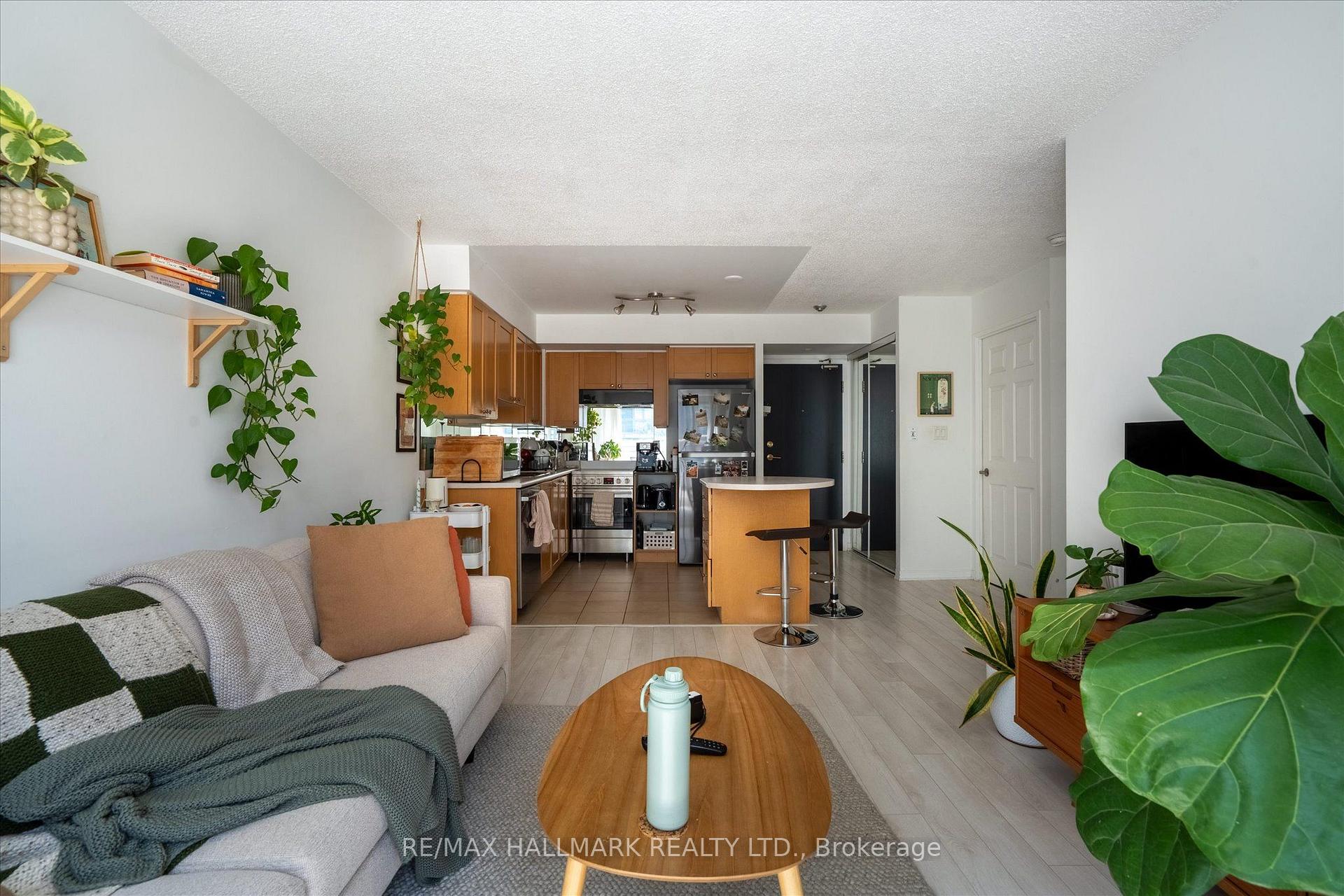 Photo 6 of Unit 706, 230 King Street E, Toronto, Moss Park — HOMEH