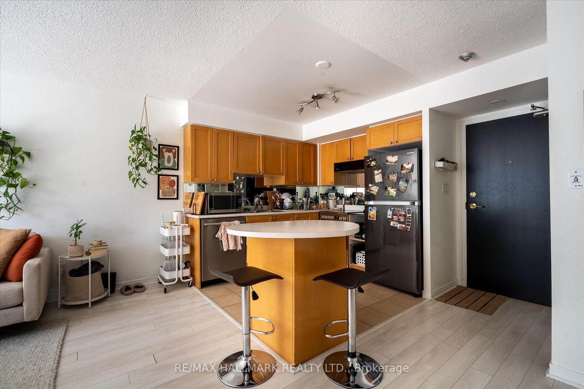 Photo 8 of Unit 706, 230 King Street E, Toronto, Moss Park — HOMEH