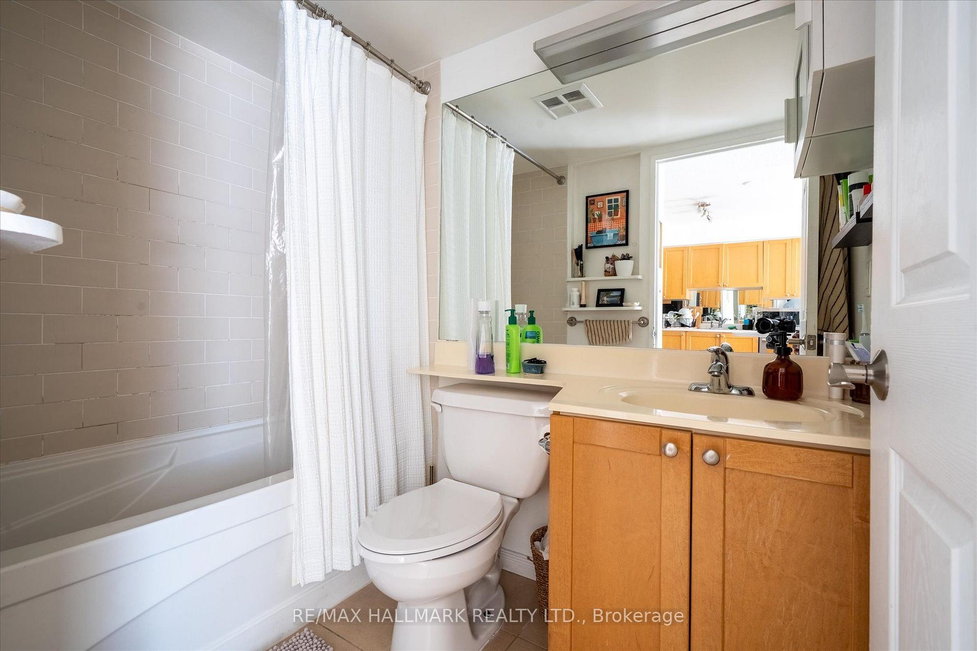 Photo 14 of Unit 706, 230 King Street E, Toronto, Moss Park — HOMEH