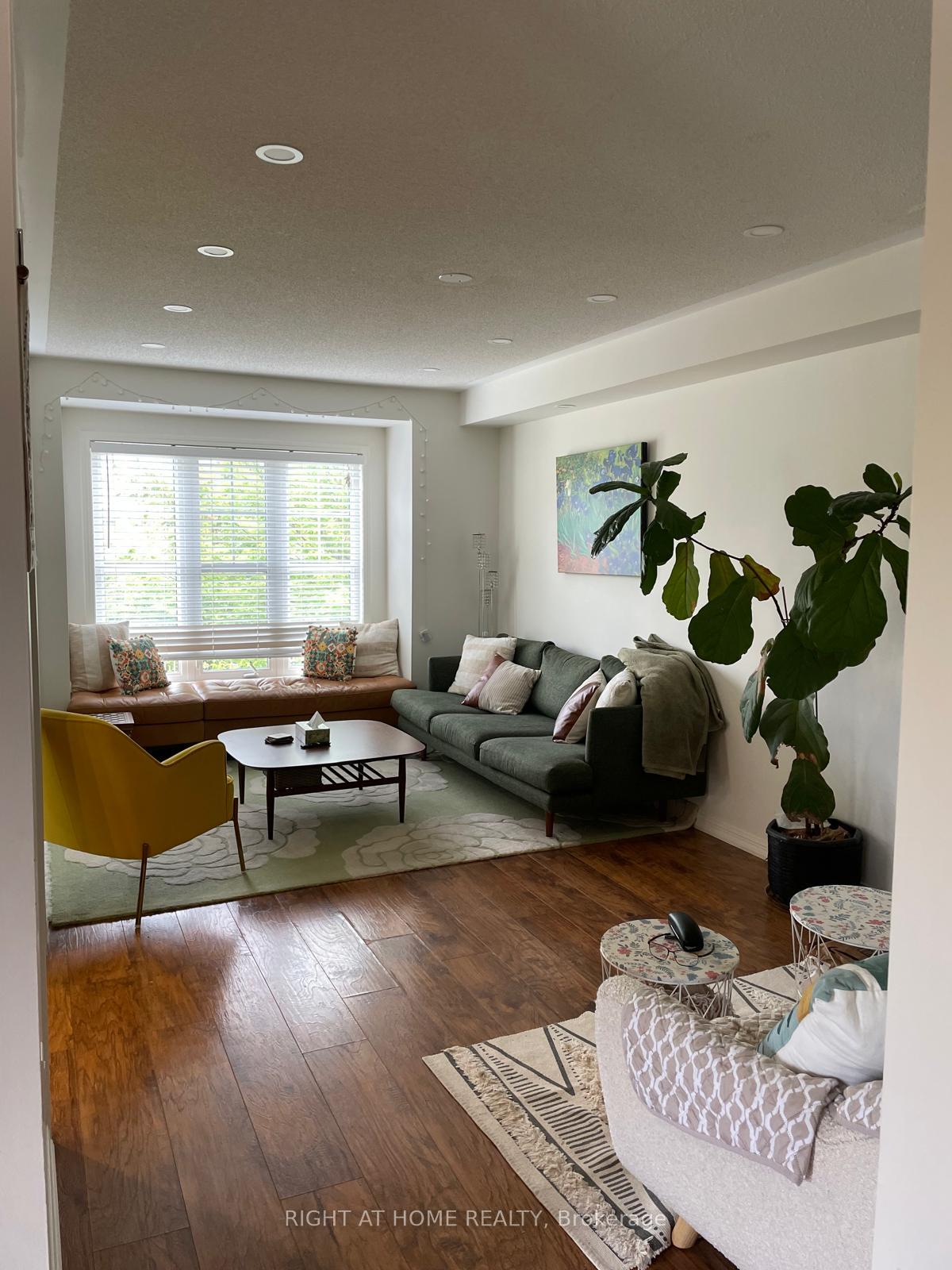Photo 1 of 948 Brassard Circle, Milton, Willmott — HOMEH
