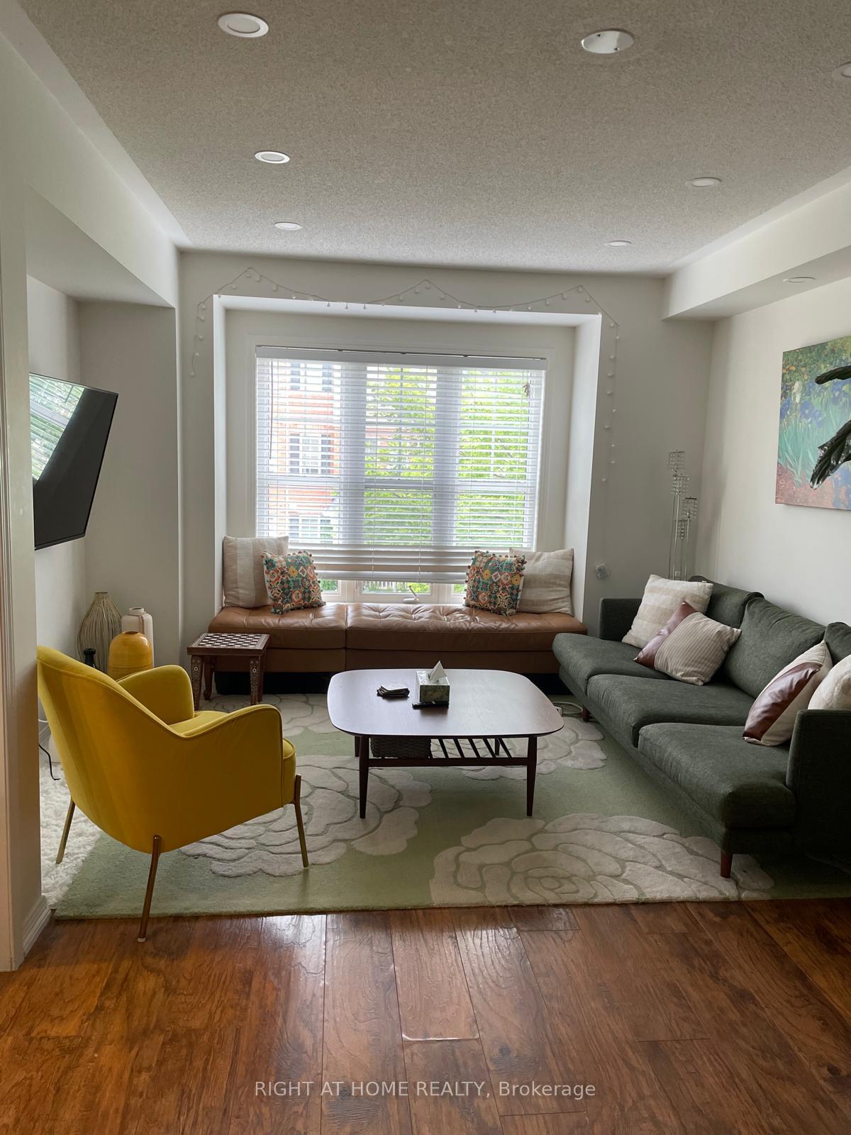 Photo 2 of 948 Brassard Circle, Milton, Willmott — HOMEH