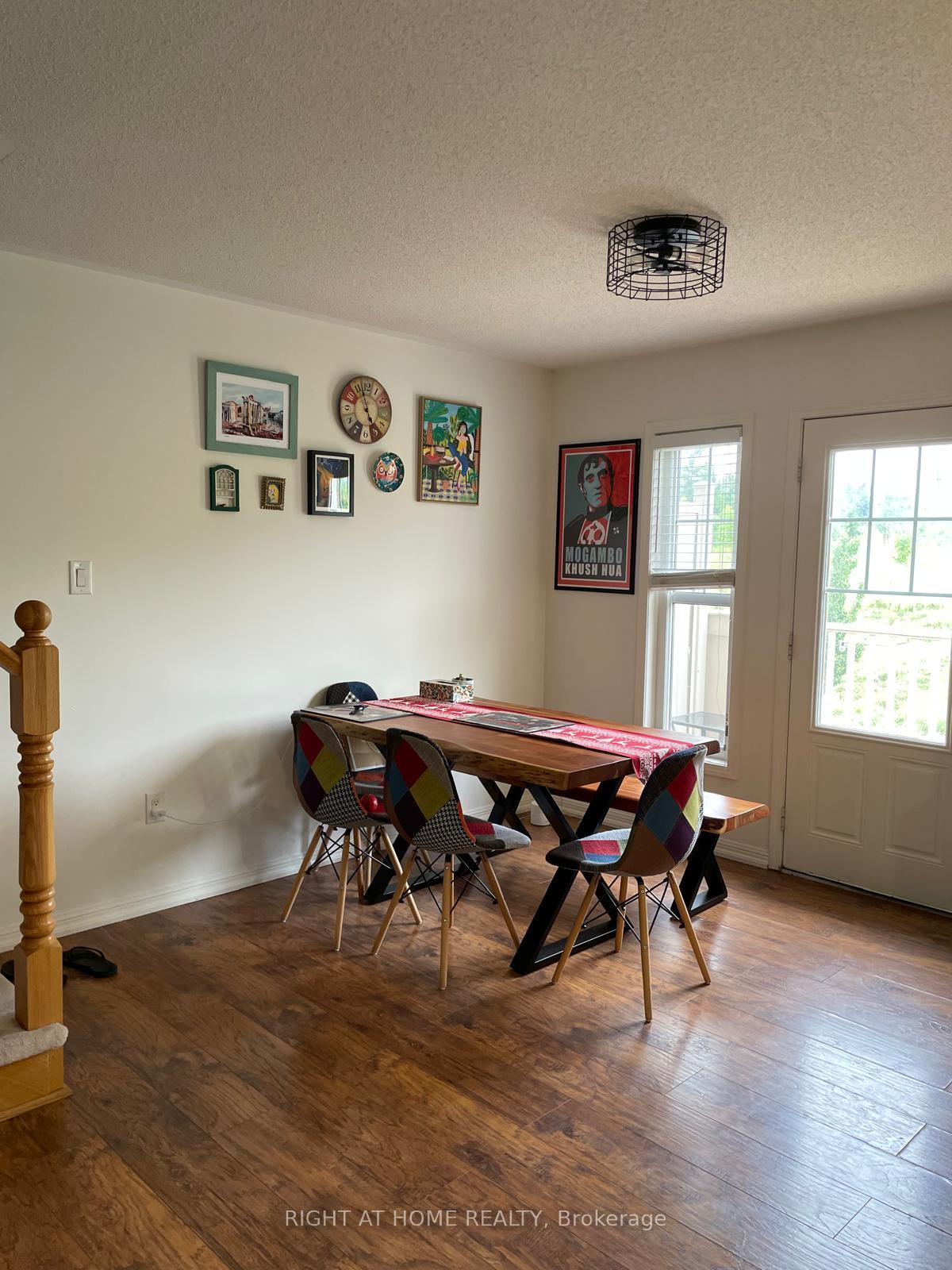 Photo 4 of 948 Brassard Circle, Milton, Willmott — HOMEH