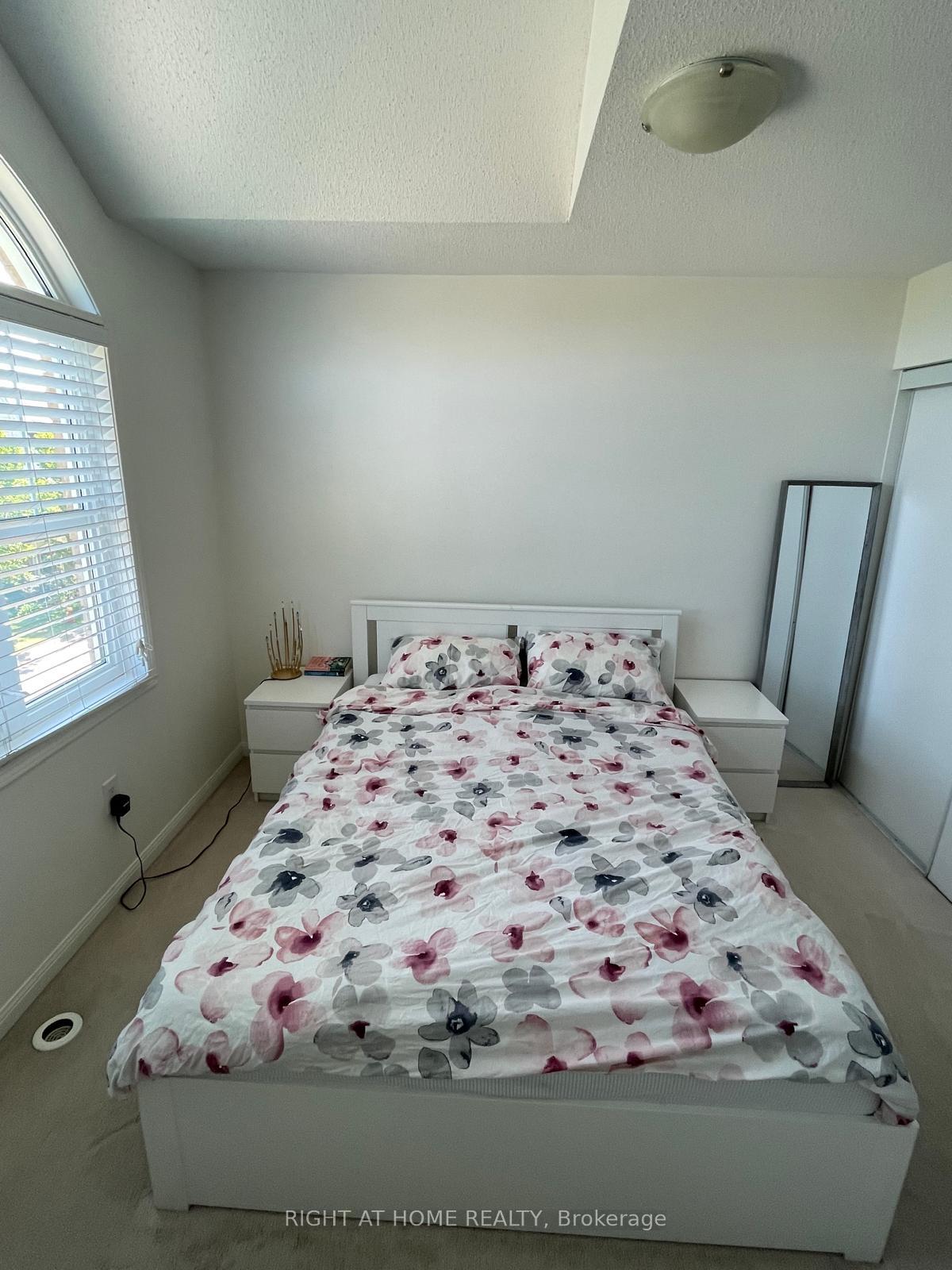 Photo 9 of 948 Brassard Circle, Milton, Willmott — HOMEH