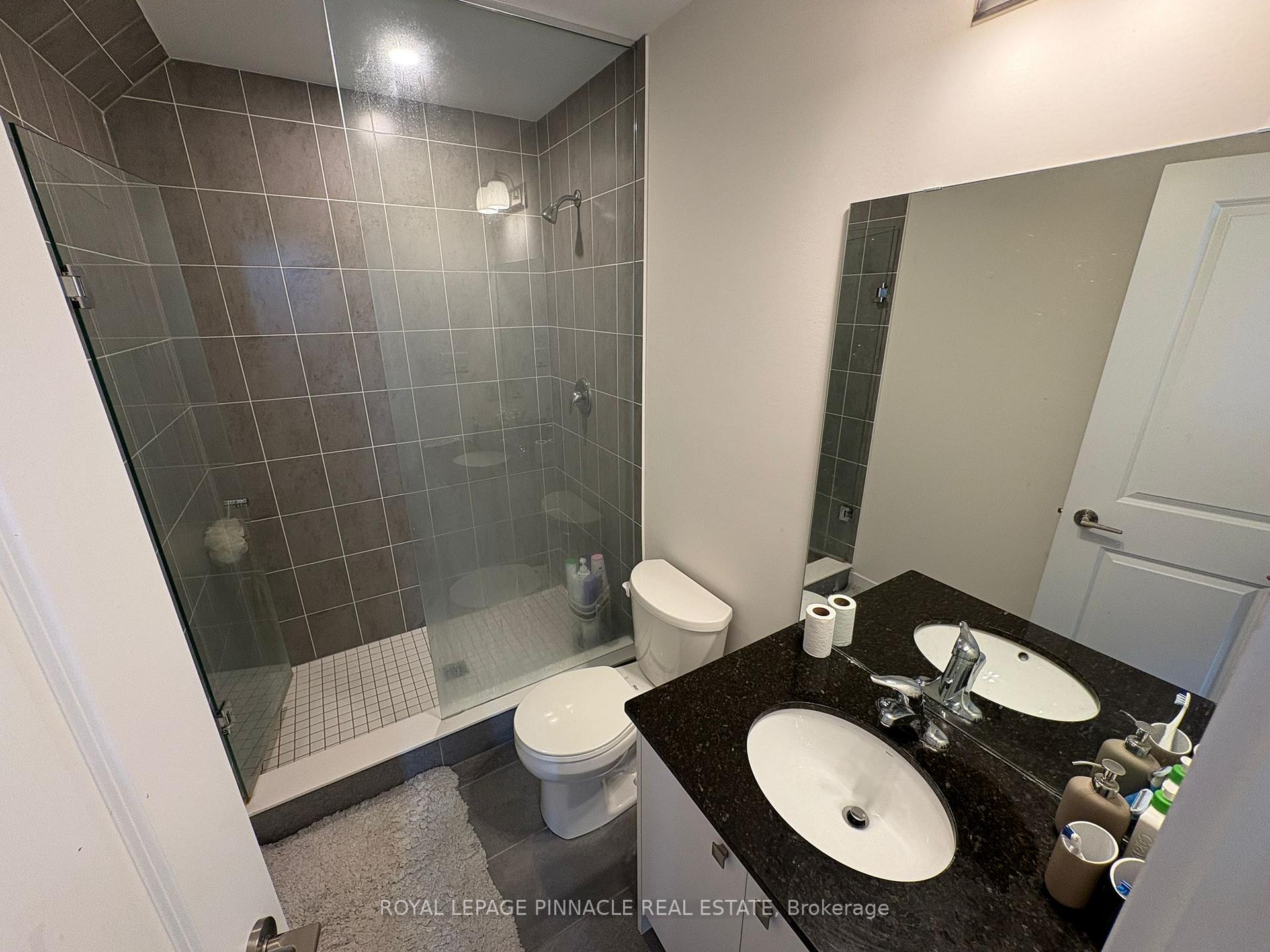 Photo 17 of Unit #9, 9 Phelps Lane, Richmond Hill, Oak Ridges — HOMEH