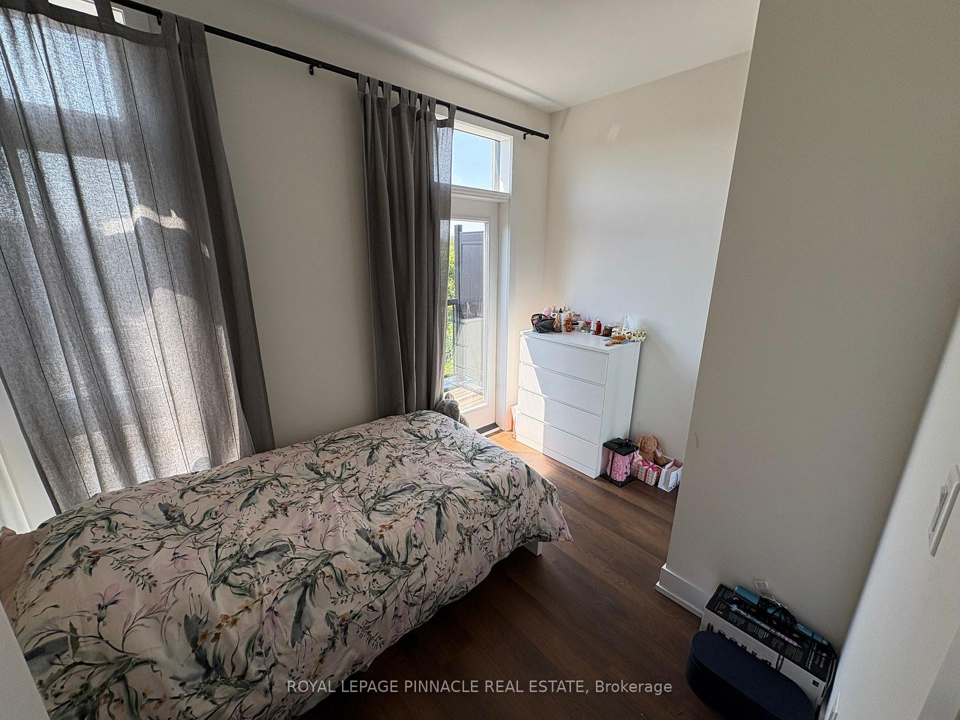 Photo 18 of Unit #9, 9 Phelps Lane, Richmond Hill, Oak Ridges — HOMEH
