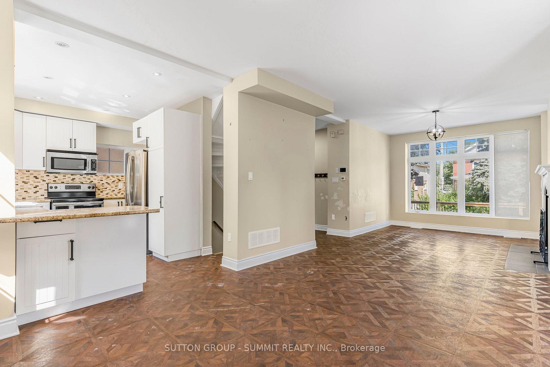 Photo 9 of 403 Niagara Street, Welland, Prince Charles — HOMEH