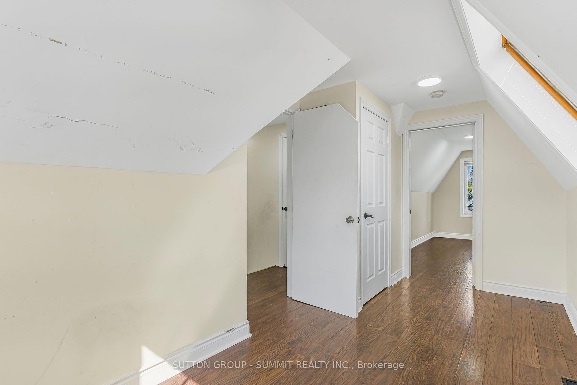 Photo 22 of 403 Niagara Street, Welland, Prince Charles — HOMEH