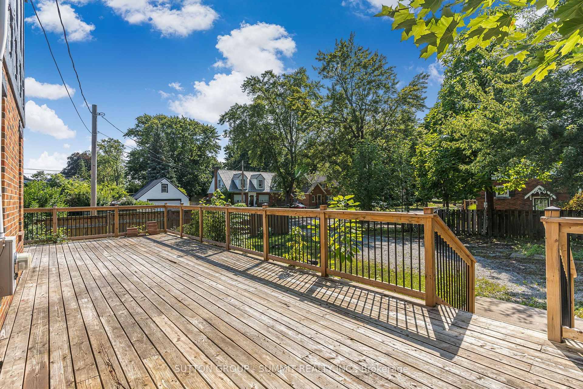 Photo 29 of 403 Niagara Street, Welland, Prince Charles — HOMEH