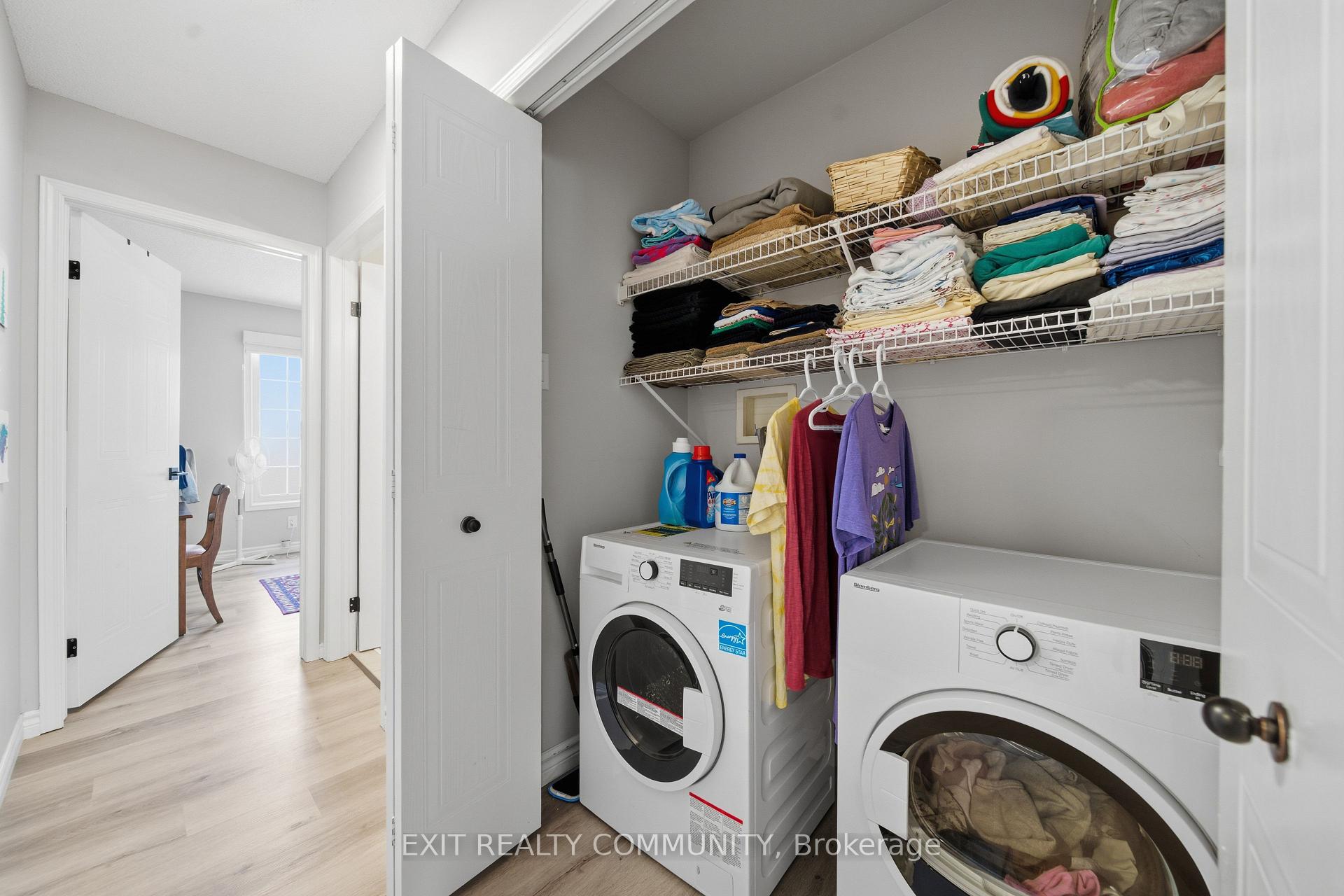 Photo 17 of Unit 15, 601 Grenfell Drive, London, North C — HOMEH