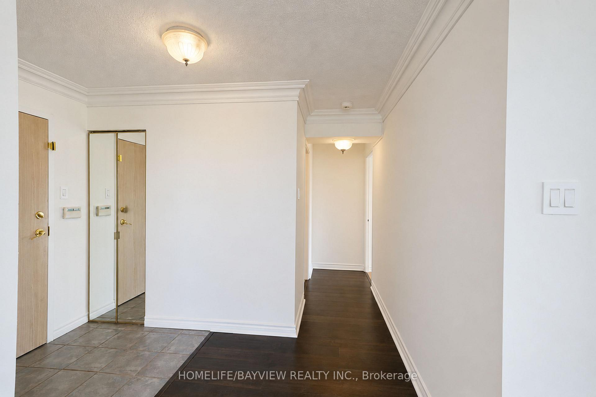 Photo 7 of Unit 1103, 20 Harding Boulevard W, Richmond Hill, North Richvale — HOMEH