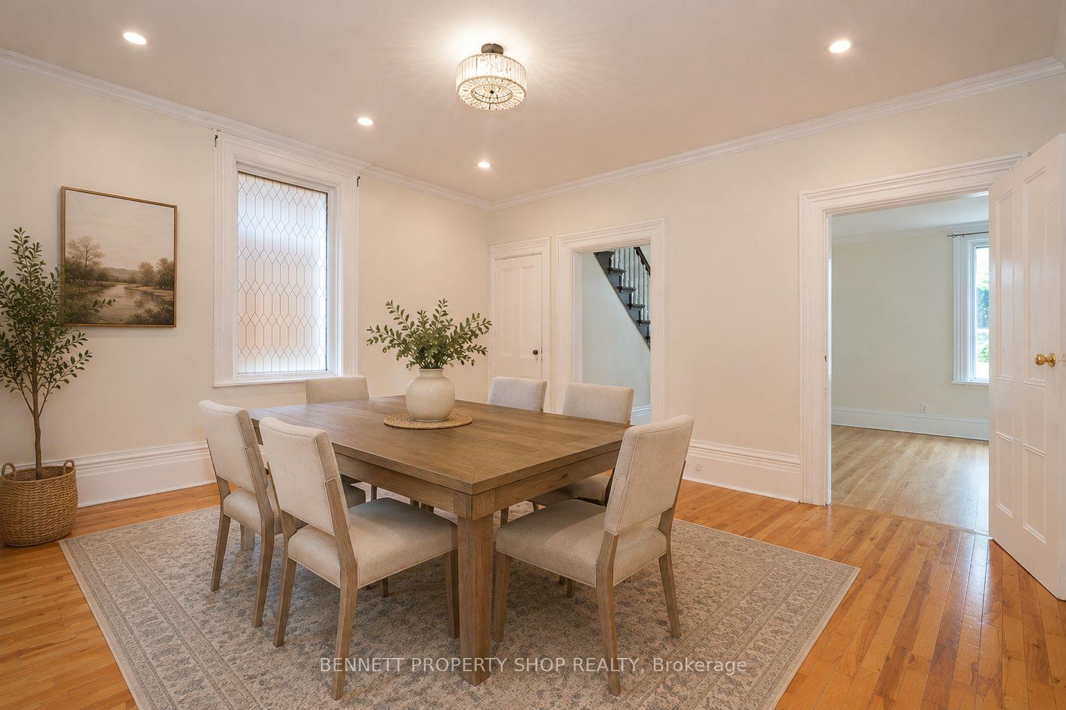 Photo 8 of 15 Daniel Street N, Arnprior, Arnprior — HOMEH