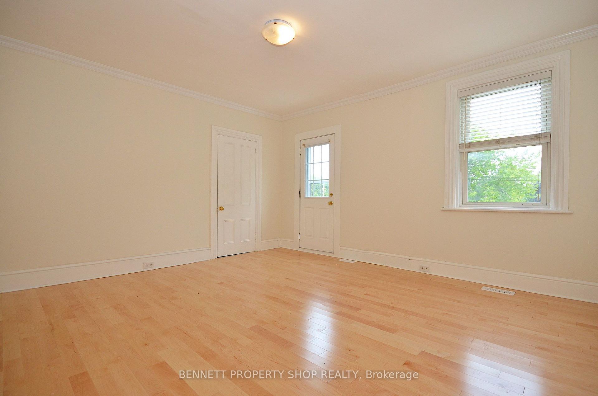 Photo 23 of 15 Daniel Street N, Arnprior, Arnprior — HOMEH