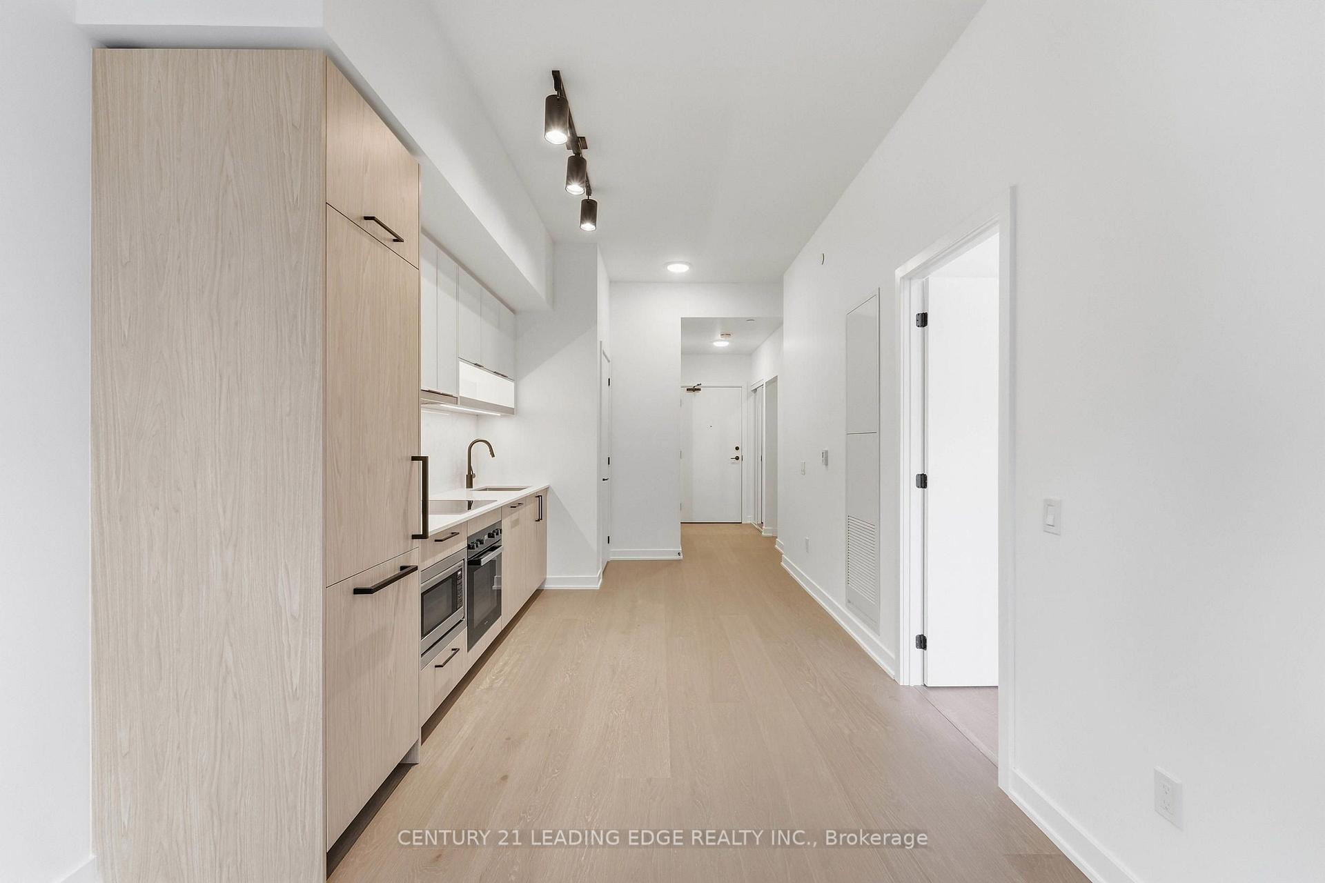 Photo 4 of 91 Montclair Avenue, Toronto, Forest Hill South — HOMEH