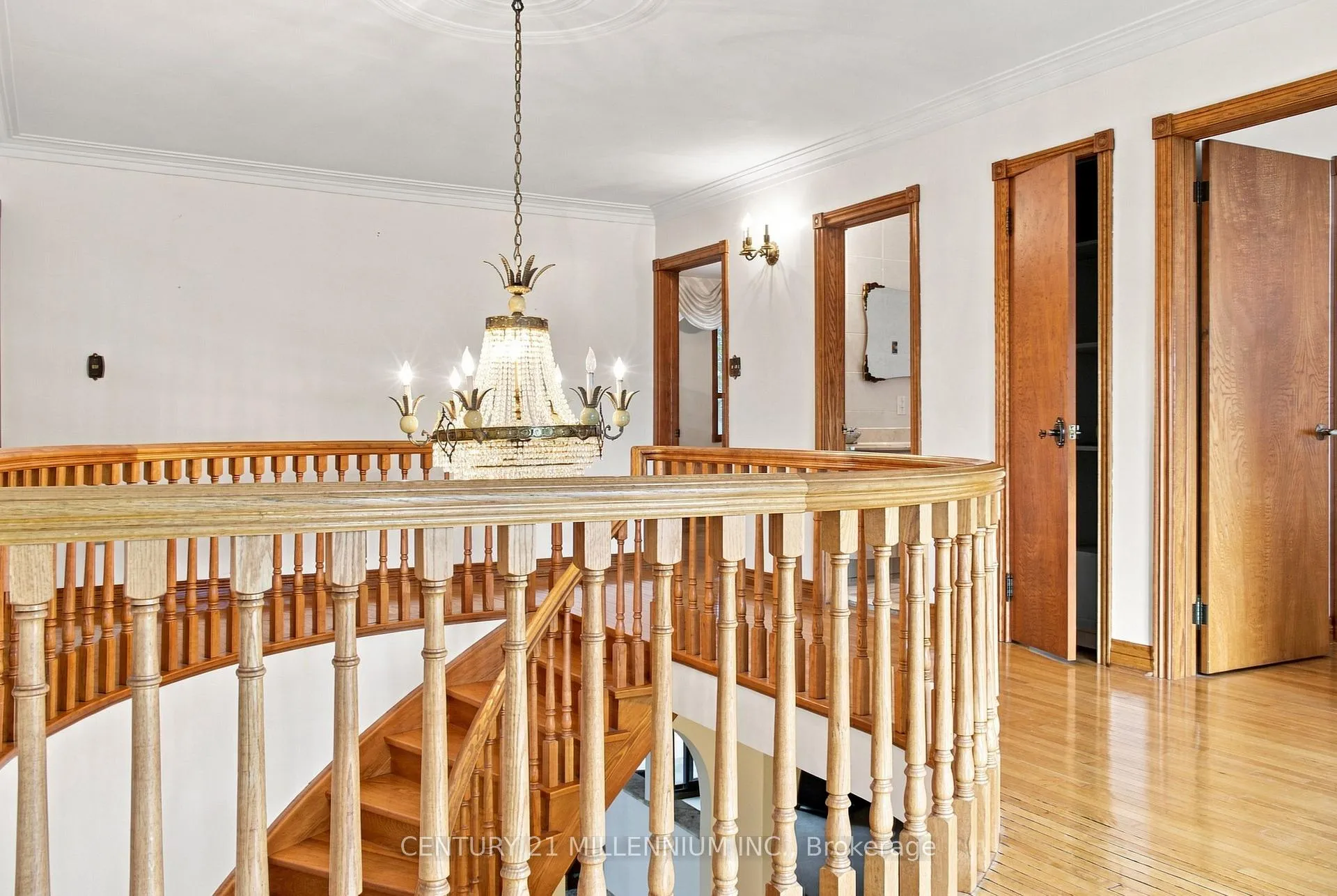 Photo 25 of 44 Wigwoss Drive, Vaughan, East Woodbridge — HOMEH