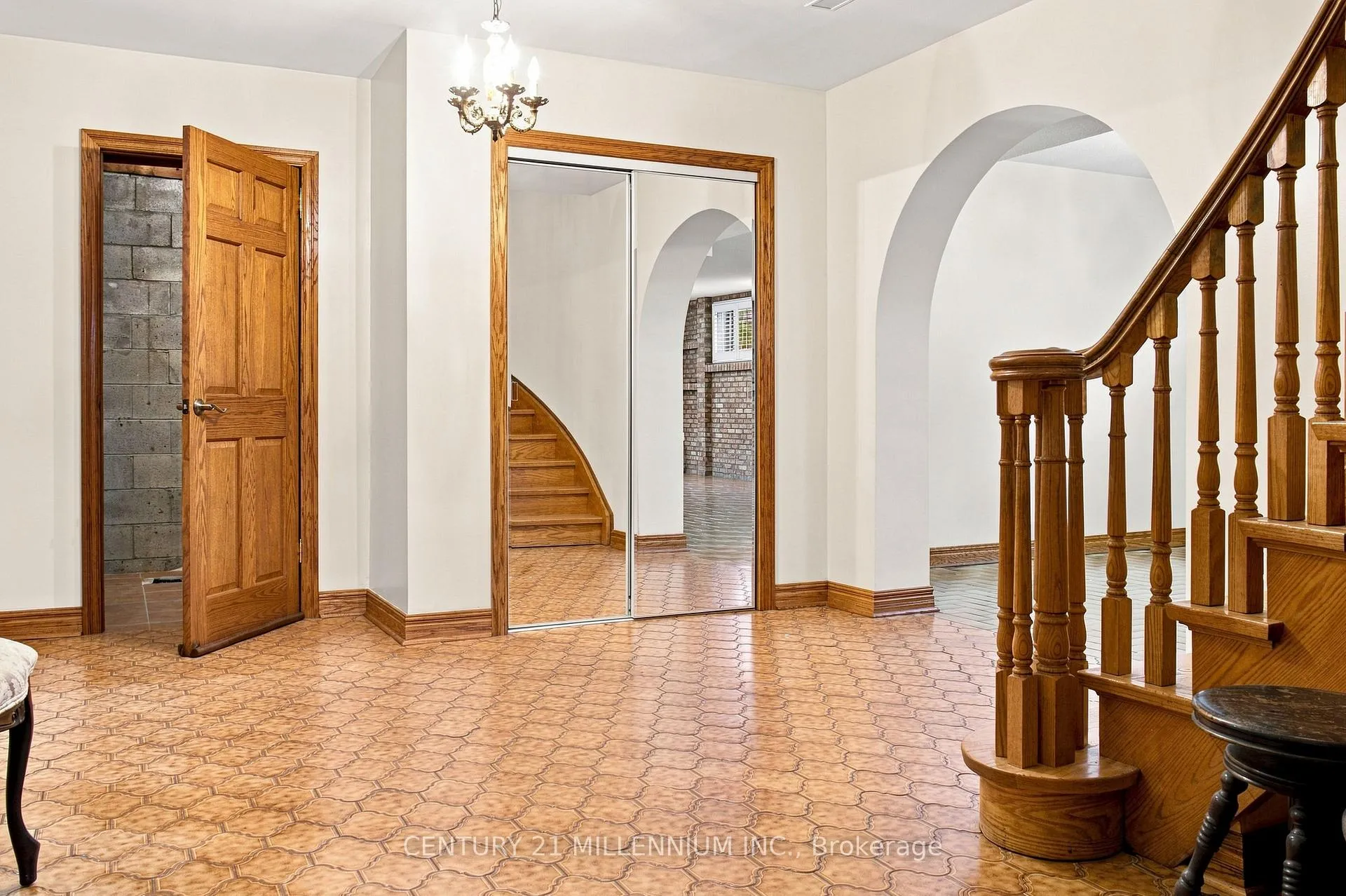 Photo 30 of 44 Wigwoss Drive, Vaughan, East Woodbridge — HOMEH