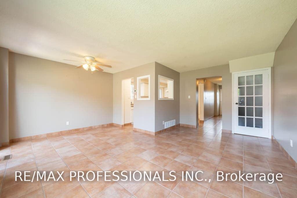 Photo 7 of 4207 Beacon Lane, Mississauga, Creditview — HOMEH