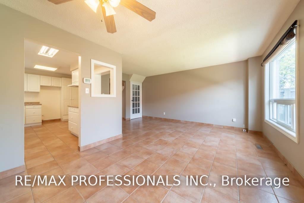 Photo 8 of 4207 Beacon Lane, Mississauga, Creditview — HOMEH
