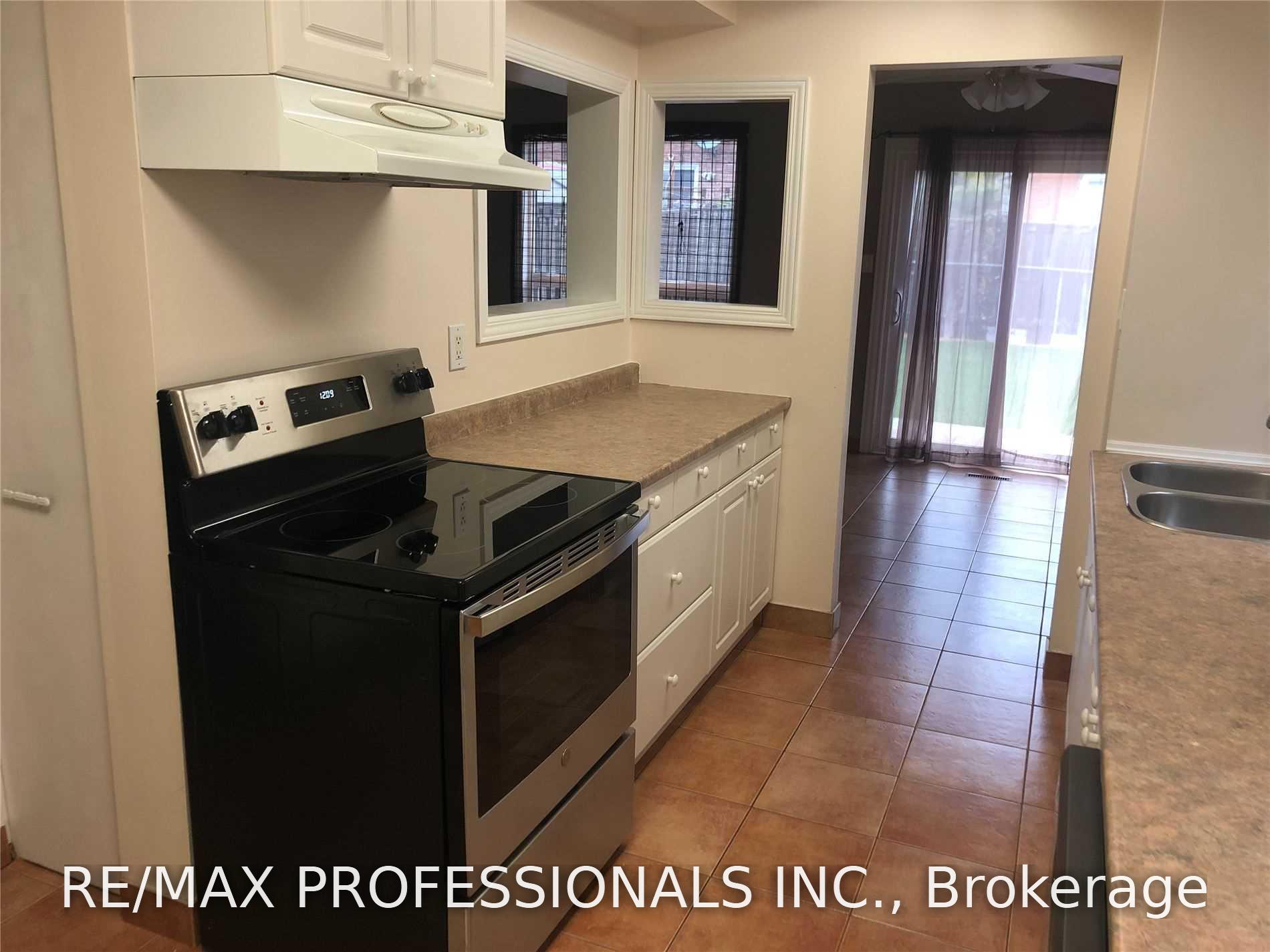 Photo 13 of 4207 Beacon Lane, Mississauga, Creditview — HOMEH