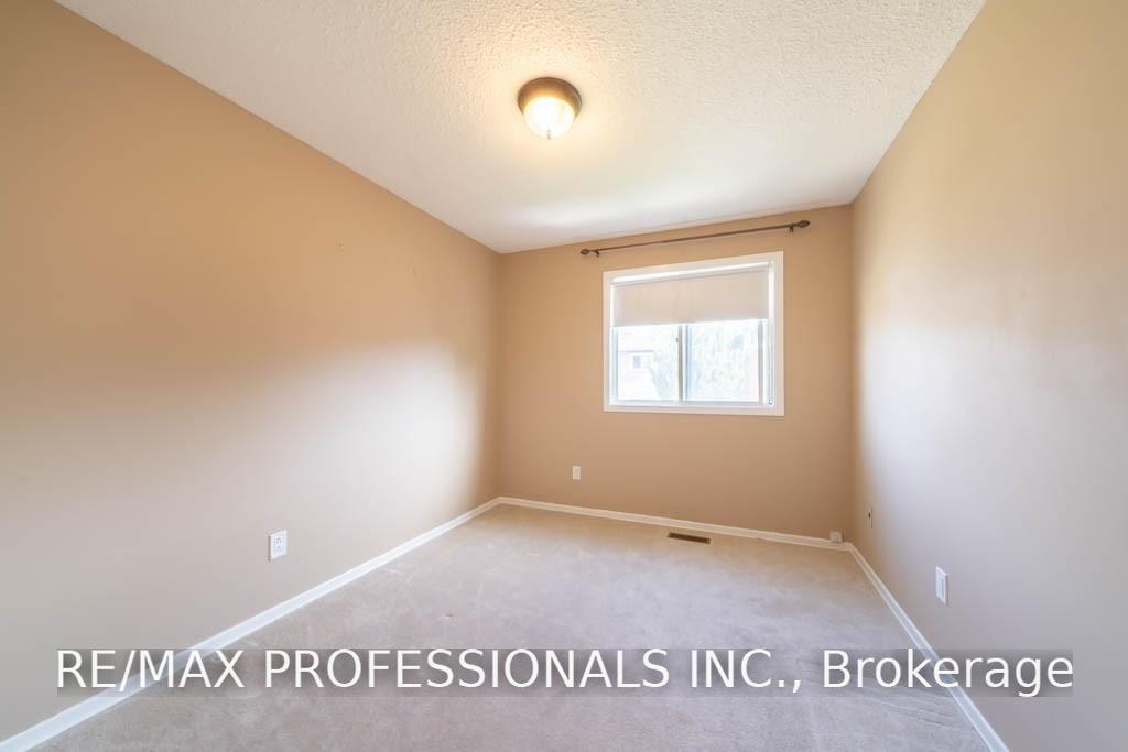 Photo 18 of 4207 Beacon Lane, Mississauga, Creditview — HOMEH