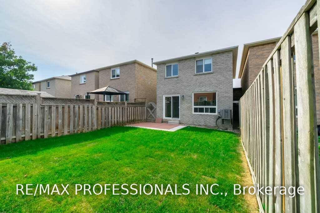Photo 30 of 4207 Beacon Lane, Mississauga, Creditview — HOMEH