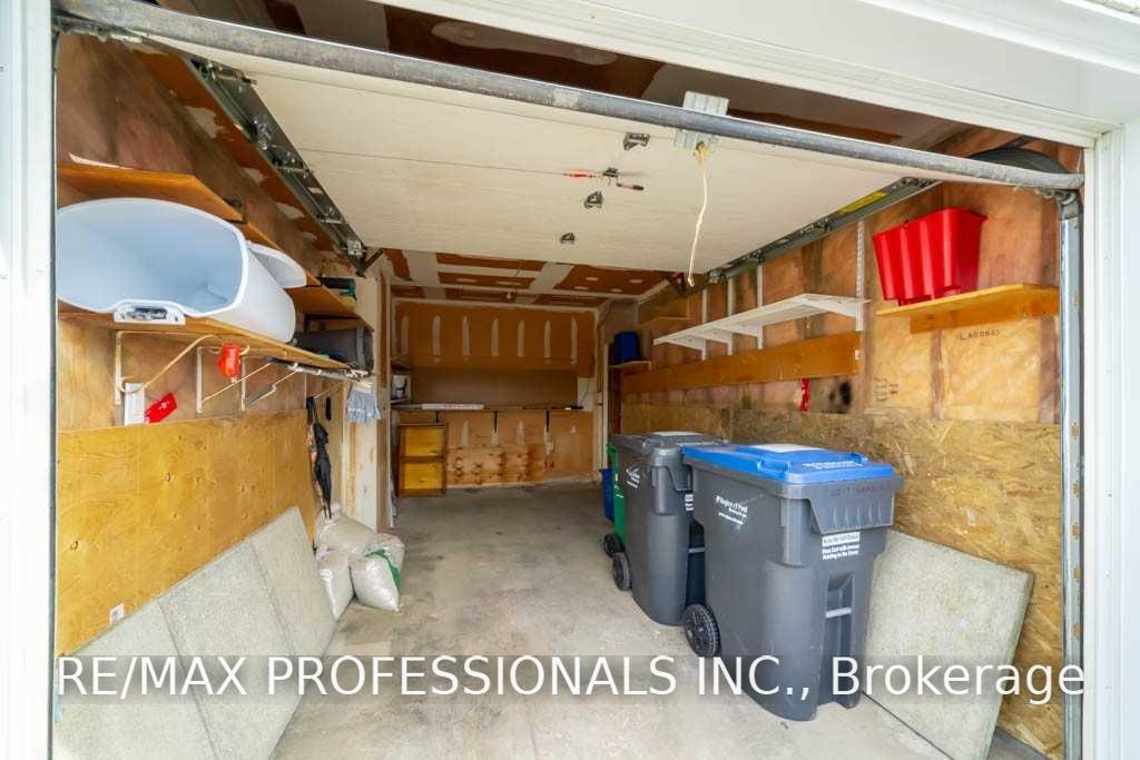 Photo 31 of 4207 Beacon Lane, Mississauga, Creditview — HOMEH