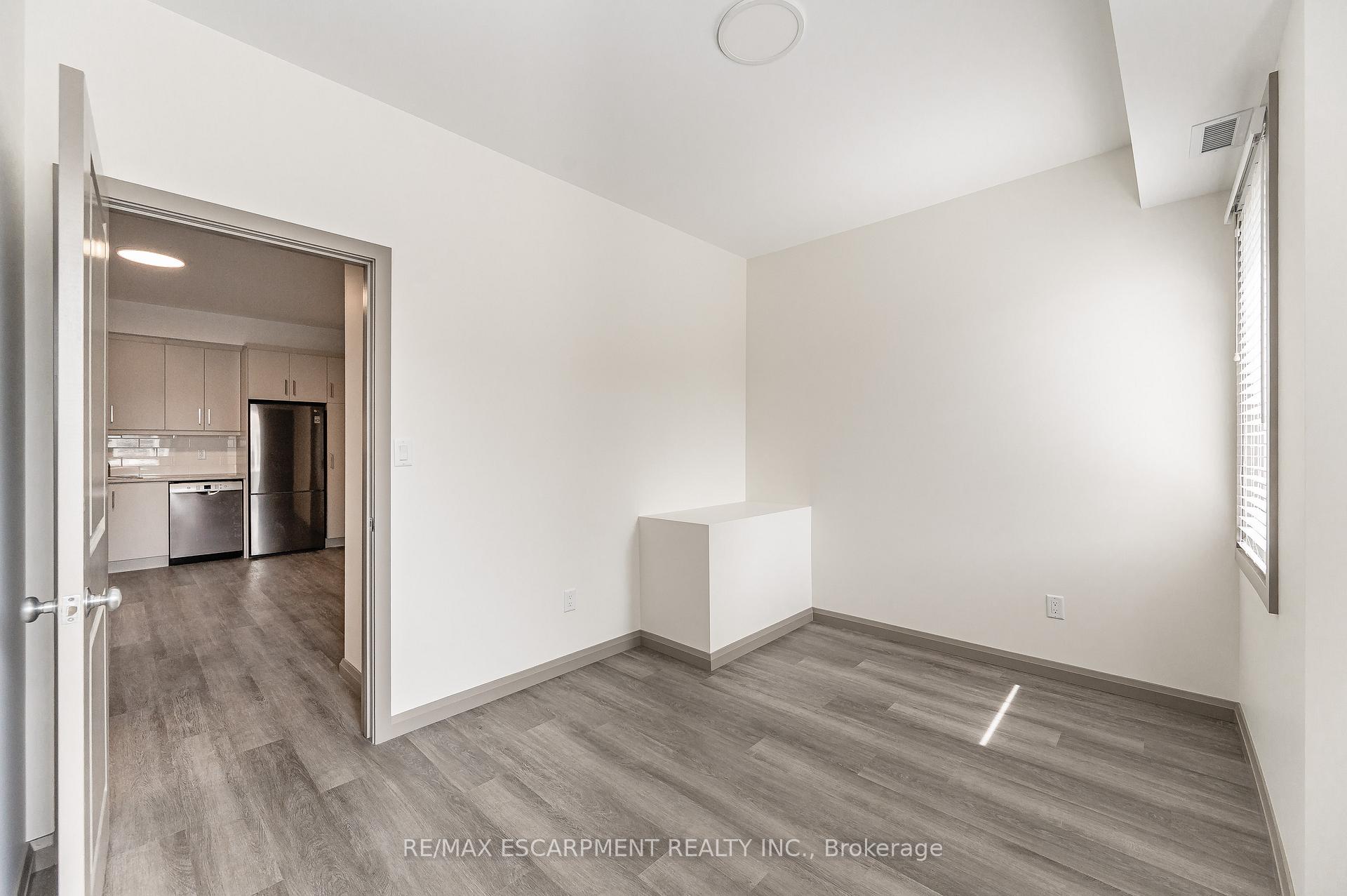 Photo 5 of Unit 2A, 36 Grant Avenue, Hamilton, Landsdale — HOMEH