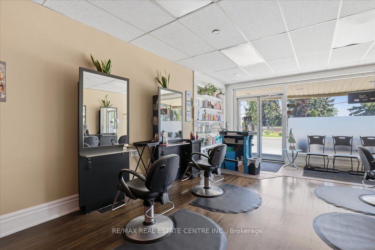 Photo 24 of 744 Queen Street S, Kitchener, Victoria Park — HOMEH