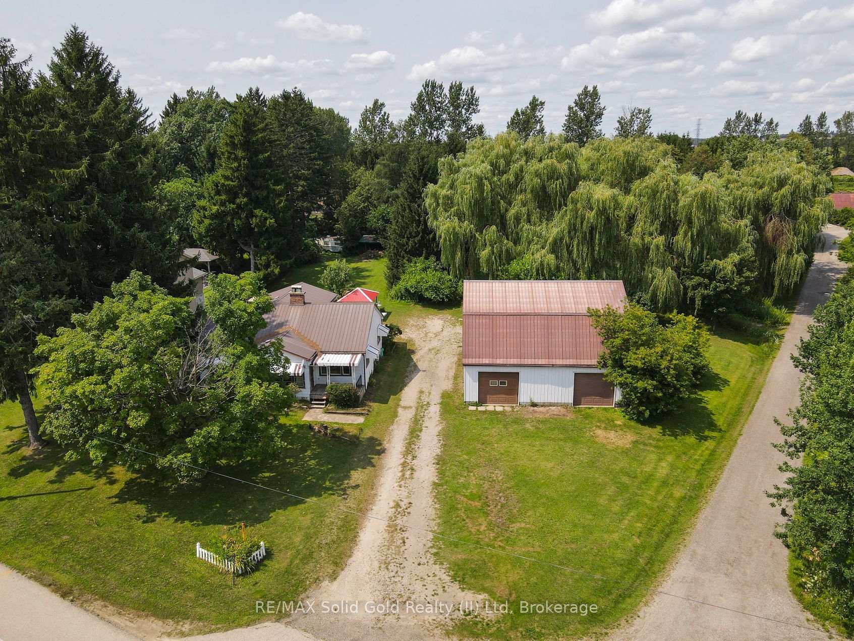 Photo of 1310 Snyders Road E