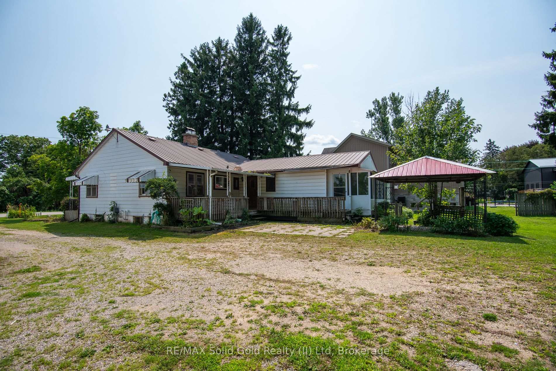 Photo 5 of 1310 Snyders Road E, Wilmot — HOMEH