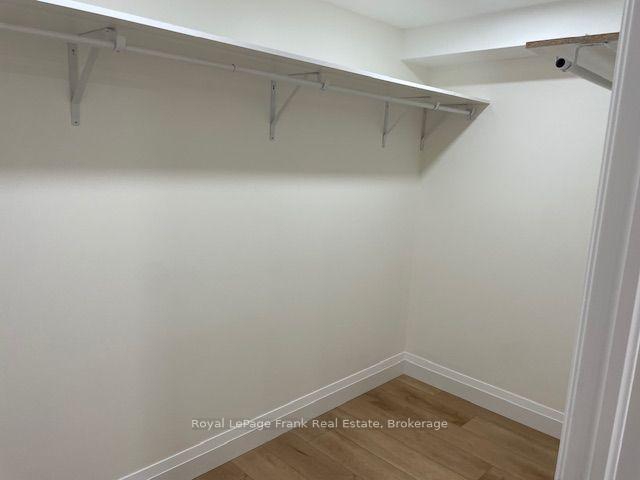 Photo 3 of 48 Parkside Drive, Uxbridge — HOMEH
