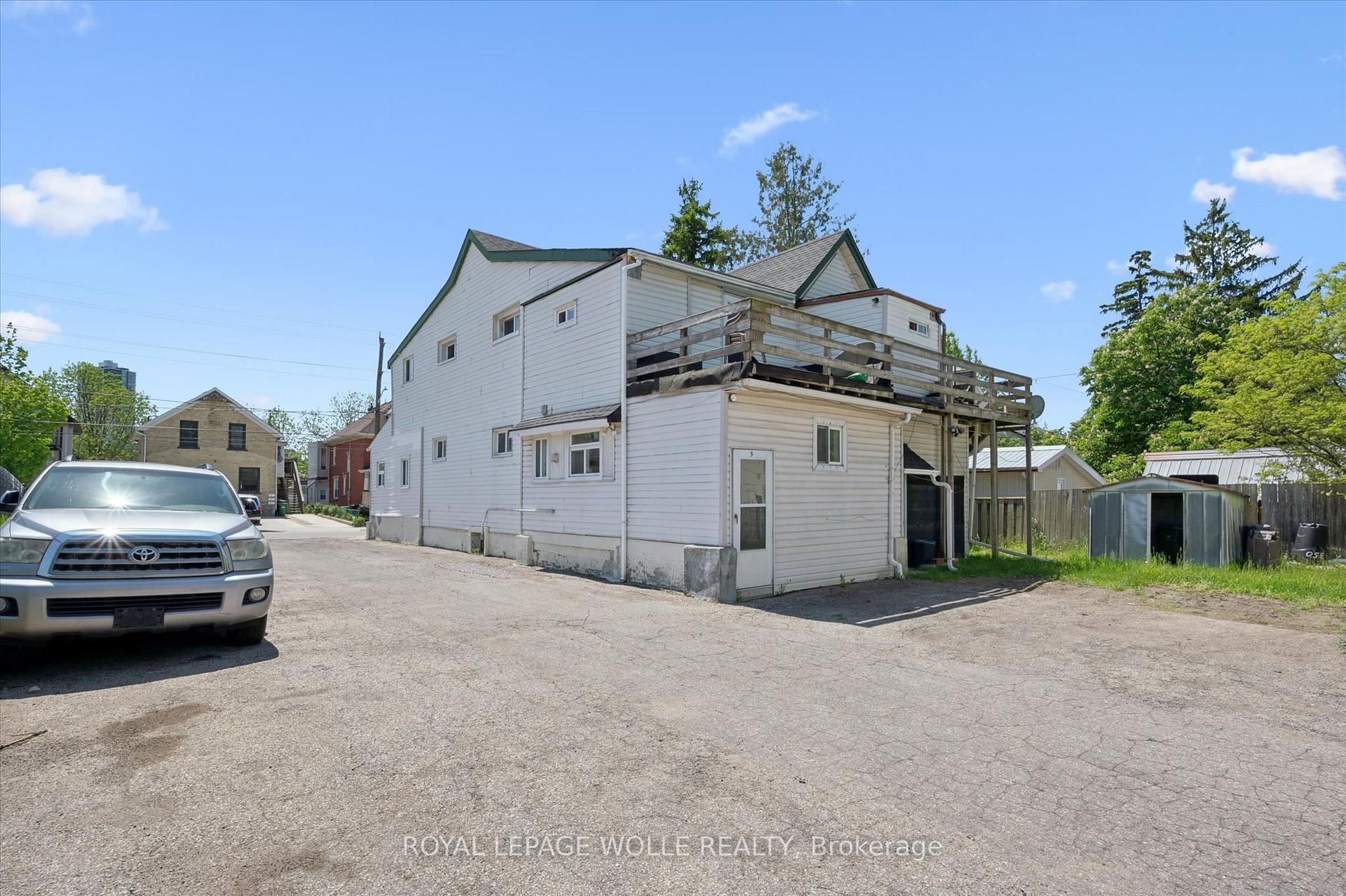 Photo 7 of 202 Breithaupt Street, Kitchener, Civic Centre — HOMEH
