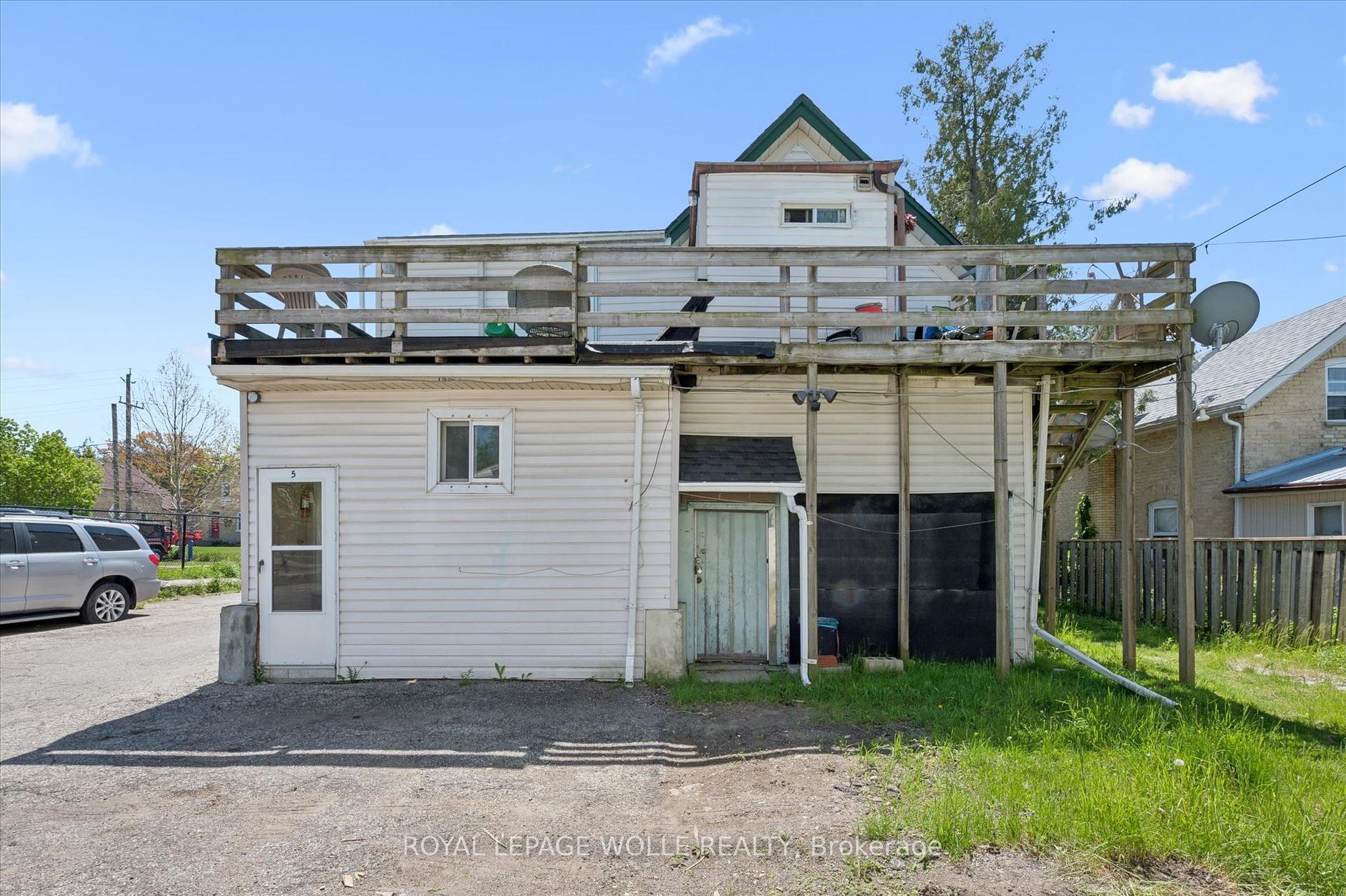 Photo 9 of 202 Breithaupt Street, Kitchener, Civic Centre — HOMEH