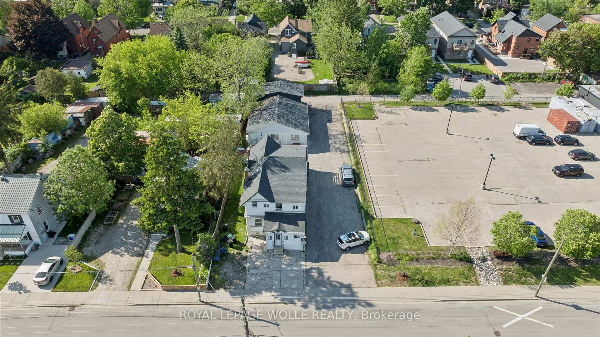 Photo 12 of 202 Breithaupt Street, Kitchener, Civic Centre — HOMEH