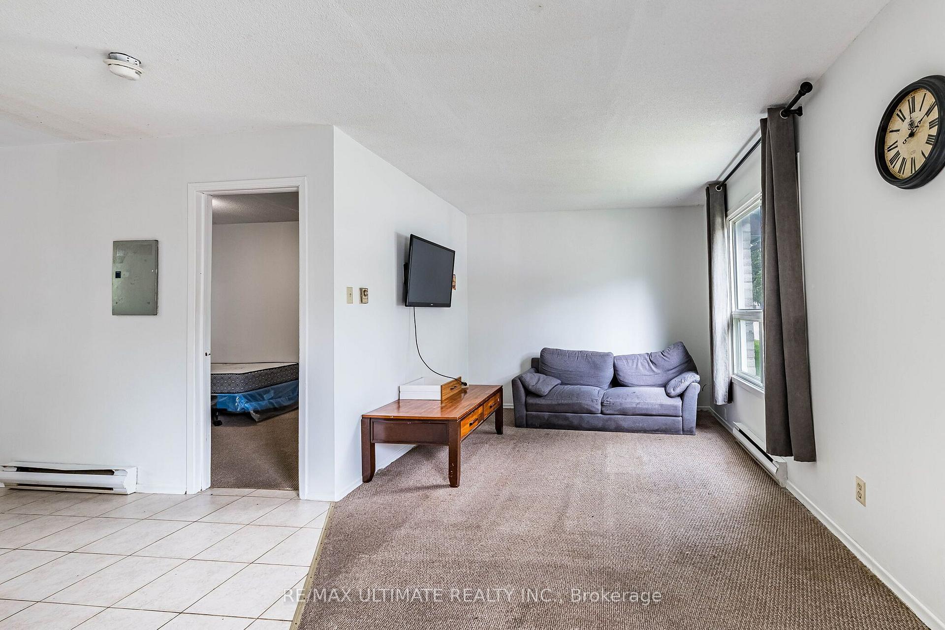 Photo 13 of 367 Holly Street N, Waterloo, Beechwood/University — HOMEH