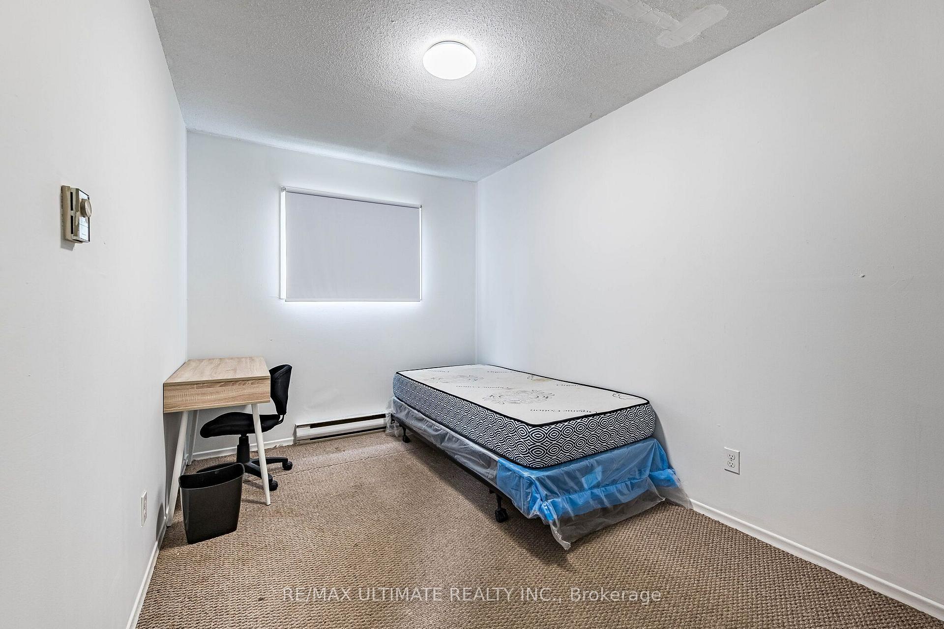 Photo 16 of 367 Holly Street N, Waterloo, Beechwood/University — HOMEH