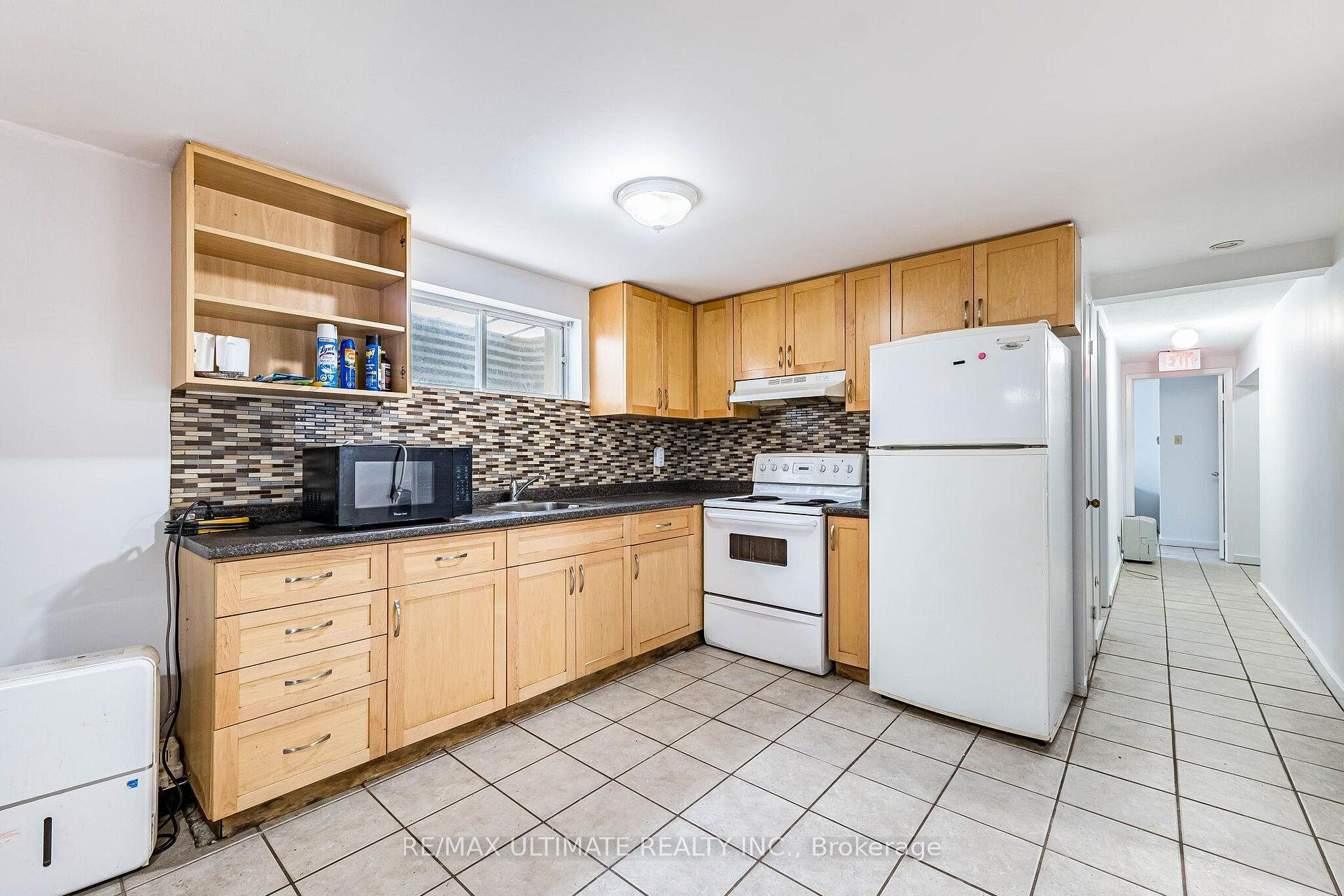 Photo 34 of 367 Holly Street N, Waterloo, Beechwood/University — HOMEH